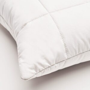 Adjustable Wool Pillow Corner Website 1710x2048 1