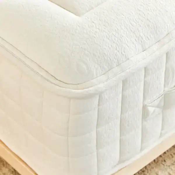 Avocado Organic Luxury Mattress Standard AVO MALIBU PLATFORM STANDARD 02173 2000w 800x Avocado Organic Luxury Mattress Standard AVO MALIBU PLATFORM STANDARD 02173 2000w 800x