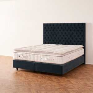Tiara Superb Sovereign Undressed HLS topper 1