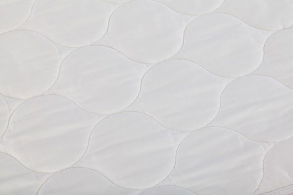 img product mylatex side pillow 02 600x400 1
