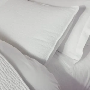 CascadeOrganicMatelasse Blanket CascadeAlpineWhite Details FA23 19922 901cbeed 15ef 420b 9c7d 4531fba9da6c