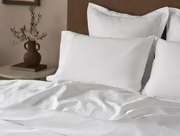 SP25 EEcom HeritageJacquardBorderBed AlpineWhite B 024 43bacc20 2e82 4e8c 806b 397e3bf2cb6b