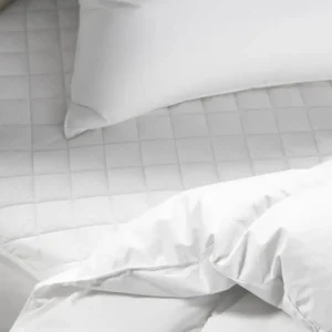 pdp organic bedding essentials plus bundle handheld 02 f18 fd68bf2c 2ba5 4155 b0ff d3b5f160d56f